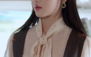 短剧《顶流她疯且迷人（78集）》热门短剧全集免费看