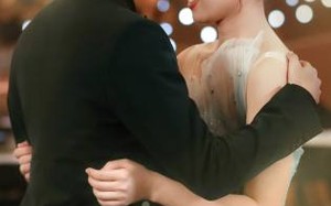 短剧《替嫁新娘竟是时装大佬（85集）》免费在线短剧全集赏