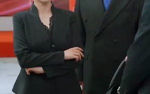 短剧《职业医生开局一个医疗修改器（80集）》短剧免费看完整版剧情