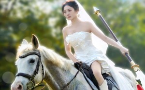 短剧《闪婚死对头后夫人在豪门杀疯了（60集）》短剧全集免费高清播放