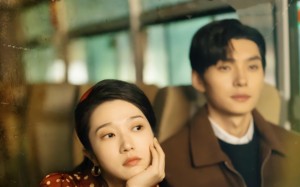 短剧《重生七零神医小辣媳（75集）》超燃短剧全集免费享