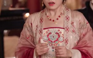 短剧《皇帝你别走（84集）》热门短剧完整版在线