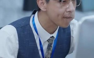 短剧《股神只有我能看到隐藏信息（79集）》热门短剧全集免费追看