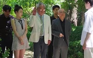 短剧《开局抽奖被姐姐们宠上天 (80集)》热门短剧无删减完整版