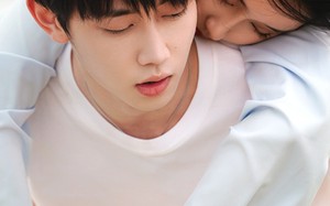 短剧《捡了个霸总回家卖椰子（70集）》短剧全集免费高清观赏