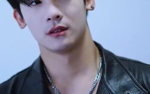 短剧《萌宝来袭，总裁妈咪太难追（100集）》短剧全集免费在线播