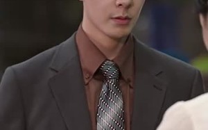 短剧《闪婚独宠：小师妹别吃了（85集）》短剧完整版免费观看