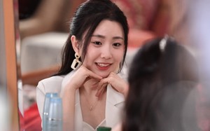 短剧《回到90之我是带货女王（82集）》超火短剧免费追不停