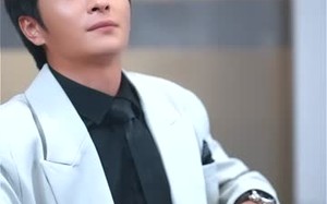 短剧《我的报纸能预知未来（95集）》精彩短剧免费畅享观看