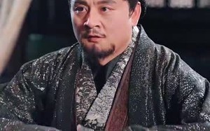 短剧《陛下若不讲道理儿臣也略有一点兵马（54集）》超火短剧免费在线追