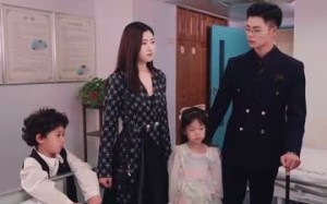 短剧《她携三宝虐翻大佬集团（79集）》超火短剧免费在线览