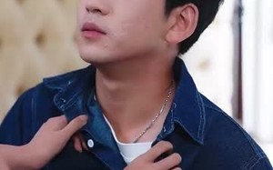 短剧《失恋逆袭校花追我不放手 (80集)》超燃短剧全集免费看