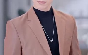 短剧《碰瓷老板后，他狂追我（84集）》短剧全集免费在线览