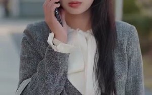 短剧《我用两个学分攻略高冷校草（81集）》优质短剧免费在线观赏