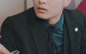 短剧《离婚当晚前妻脸被打肿了（60集）》短剧热门全集免费畅看