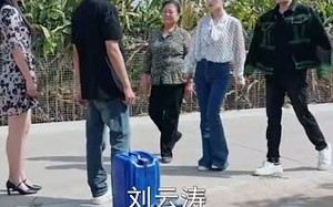 短剧《喊我臭打药的，那种十万亩呢（84集）》短剧全剧免费在线赏