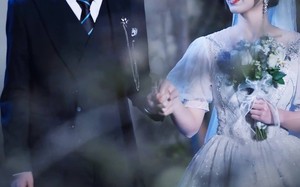 短剧《奔现后我被老板缠上了（80集）》热门短剧免费在线播