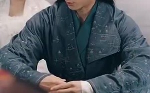 短剧《医倾天下：一品王妃要休夫（96集）》短剧全集高清免费看