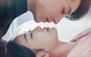 短剧《烬吻浮光（60集）》短剧全集免费随心看