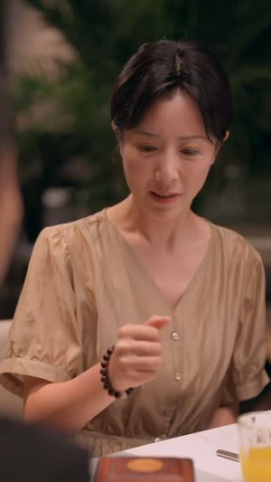 五十岁保姆嫁豪门(74集) 五十岁保姆嫁豪门(74集)短剧分享片段