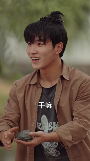 我在人间摆地摊(65集) 我在人间摆地摊(65集)今日最火短剧