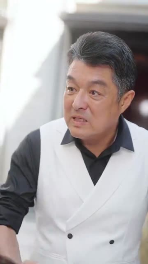 绅士大佬撕下伪装步步逼近(100集) 绅士大佬撕下伪装步步逼近(100集)抢先看新短剧