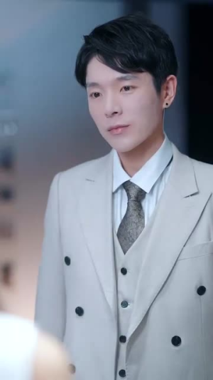 夜半逾心(100集) 夜半逾心(100集)一起看短剧