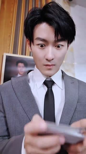 抓筋手的高光时刻(75集) 抓筋手的高光时刻(75集)免费热门短剧