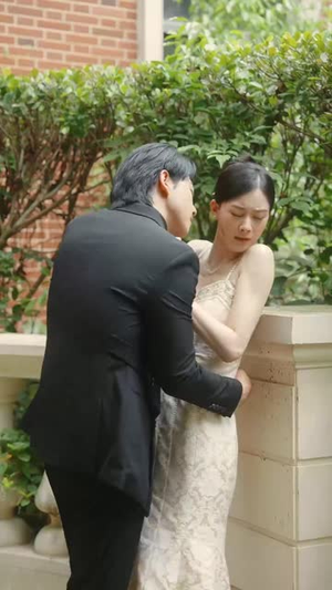 声色犬马(84集) 声色犬马(84集)爆火短剧推荐