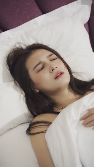 霍先生你老婆又跑了(51集) 霍先生你老婆又跑了(51集)不用花钱看全剧