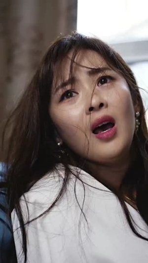 离婚后千金曝光啦（111集）夸克在线观看