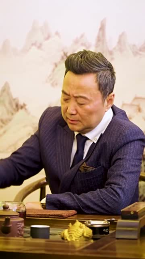 闪亮的张二狗(二狗别跑) 闪亮的张二狗(二狗别跑)剧好看短剧推荐