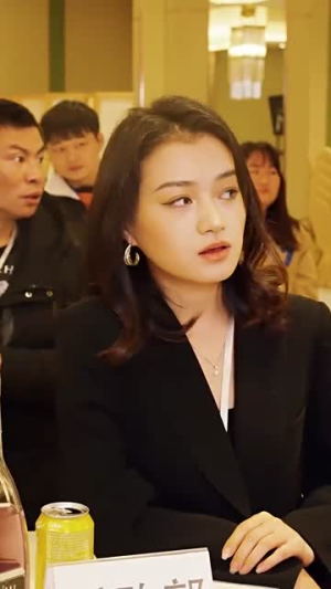 都是绩效惹的祸(132集) 都是绩效惹的祸(132集)今日最火短剧