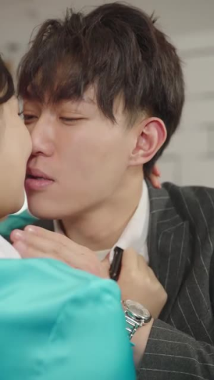 机场爱情故事(暧昧公寓) 机场爱情故事(暧昧公寓)好看吗