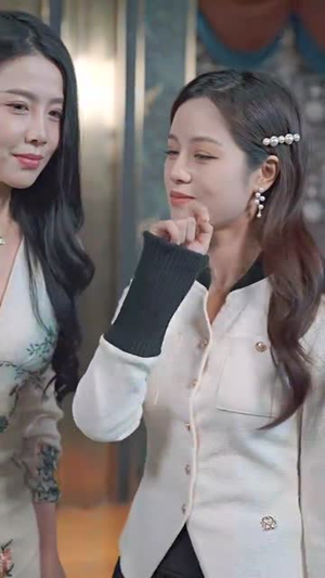 离婚后前夫秒变粘人精(80集) 离婚后前夫秒变粘人精(80集)热门短剧推荐。