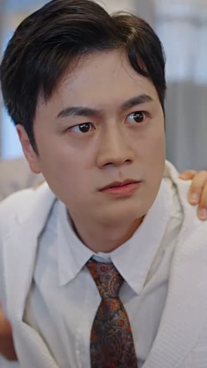 女总裁的代驾小司机(100集) 女总裁的代驾小司机(100集)免费看全集