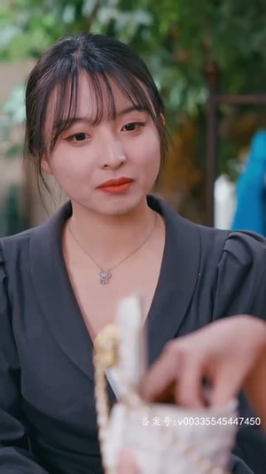 替闺蜜相亲总裁赖上我(83集) 替闺蜜相亲总裁赖上我(83集)短剧抢先看全集