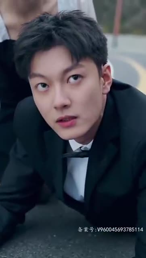 奈何BOSS要契约结婚(81集) 奈何BOSS要契约结婚(81集)精彩短剧看不停