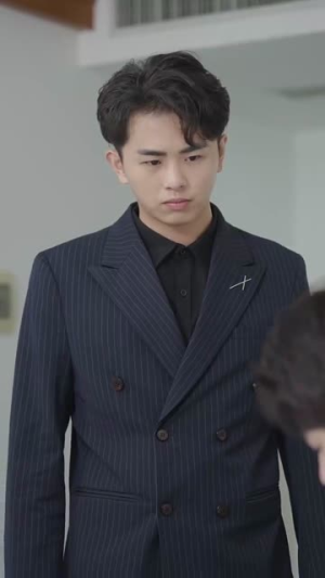 会呼吸的痛(76集) 会呼吸的痛(76集)一口气看完