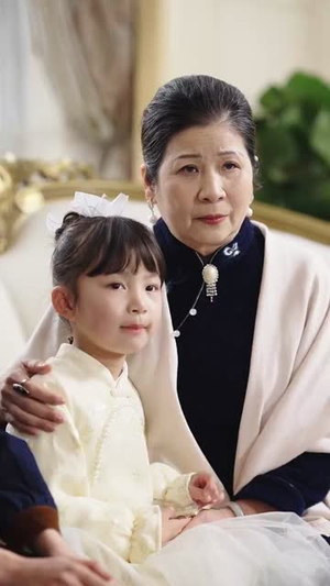 闪婚后夫人她不装了(80集) 闪婚后夫人她不装了(80集)短剧后续更精彩