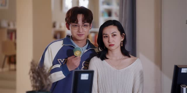 请和搞笑的我谈恋爱 (30集) 请和搞笑的我谈恋爱 (30集)快来看短剧