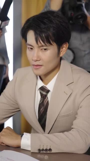 神医你也敢裁(28集) 神医你也敢裁(28集)短剧每日分享