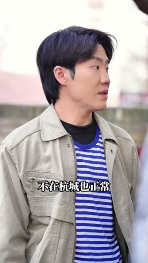 我能来回穿梭90年代(更新至40集) 我能来回穿梭90年代(更新至40集)短剧太好看了