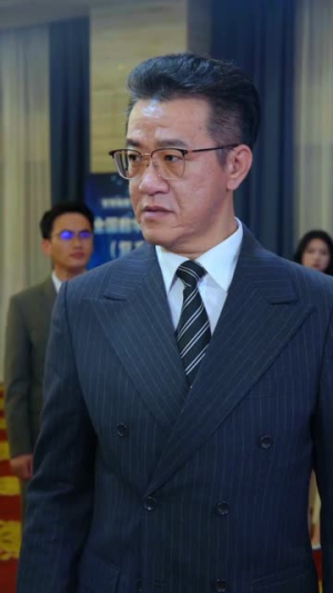 我中专生横扫全球数学大赛(42集) 我中专生横扫全球数学大赛(42集)高质量短剧推荐