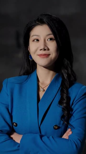 长跑八年她奔向白月光(103集) 长跑八年她奔向白月光(103集)每日短剧推荐