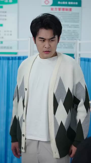 他似陌路无归处(30集) 他似陌路无归处(30集) 短剧在线看