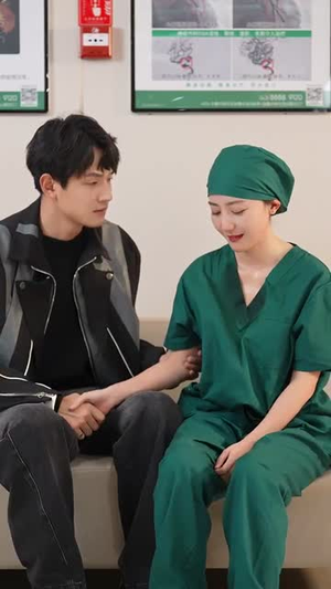 老婆大人下手轻点(30集) 老婆大人下手轻点(30集) 短剧解说全集