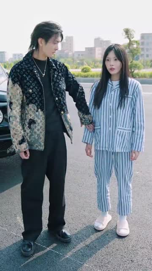 我和闺蜜反目成仇(47集) 我和闺蜜反目成仇(47集) 全季一次看完