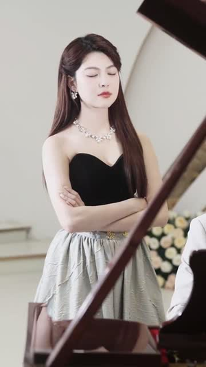 亲亲我的白月光（65集） 精彩连连免费看