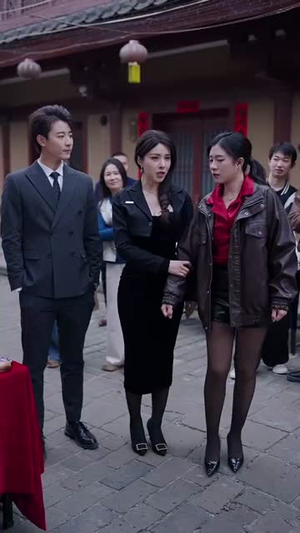 天降后妈,我突然多了九个姐姐(75集) 天降后妈,我突然多了九个姐姐(75集)精彩短剧合集